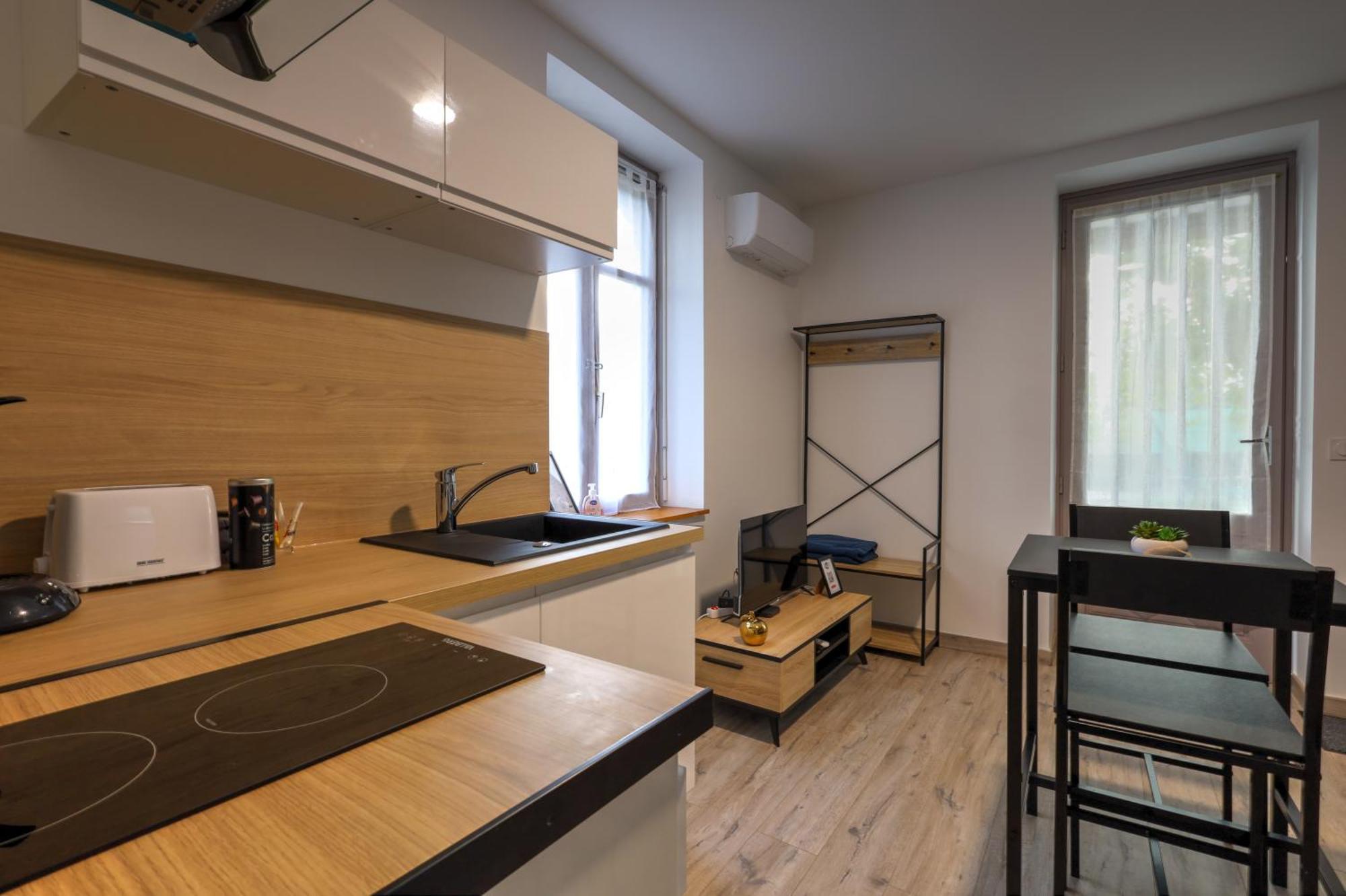 Апартаменты Le Westy 2 Hieres-Sur-Amby Экстерьер фото